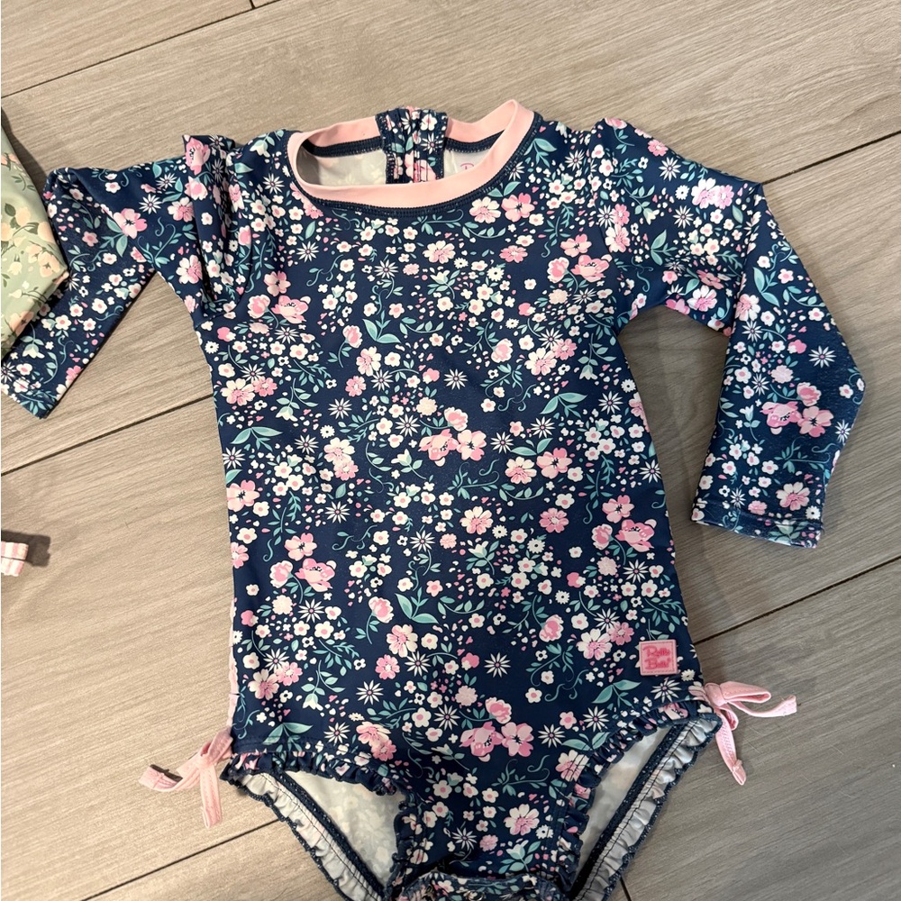 Ruffle Butts 3T Swim bundle Long Sleeve Baby Swimsuits - Green & Navy - Picture 2 of 6